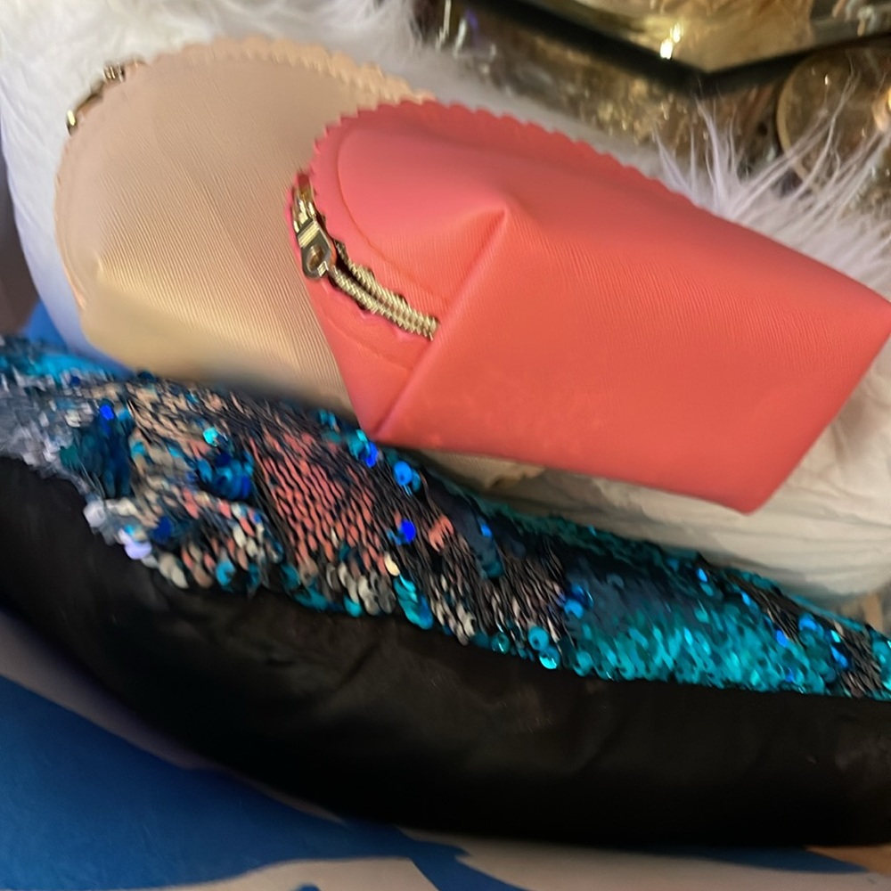 Makeup Bag Bundle - image 3